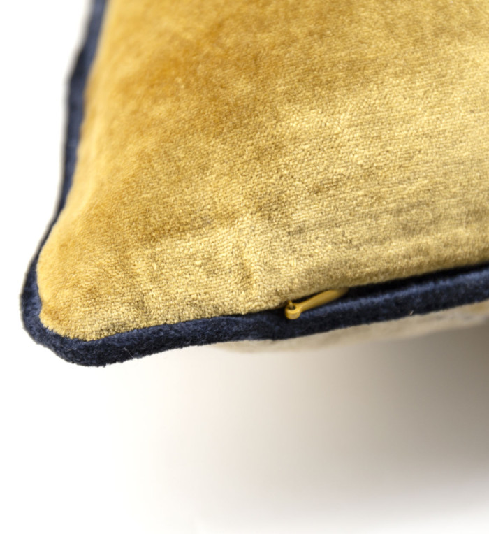 DELHI - Set of 2 cushions in gold velvet 45 x 45