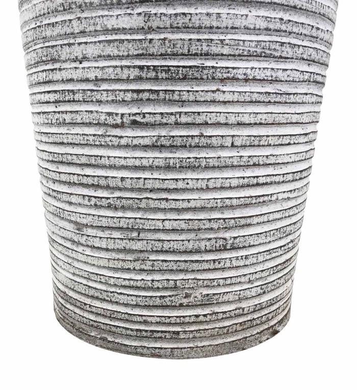 VASE AUS TERRAKOTTA UND HORIZONTALEN STREIFEN 25 x 25 x 70