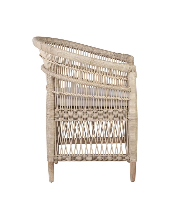 RATTAN - Rattan armchair with cushion 68 x 62 x 84